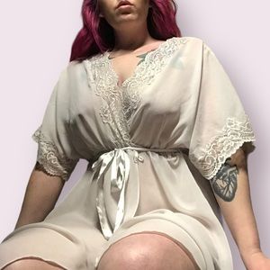Vintage semi sheer kimono robe